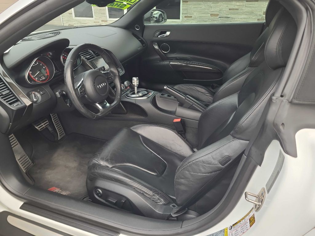 2012 Audi R8 Image 9