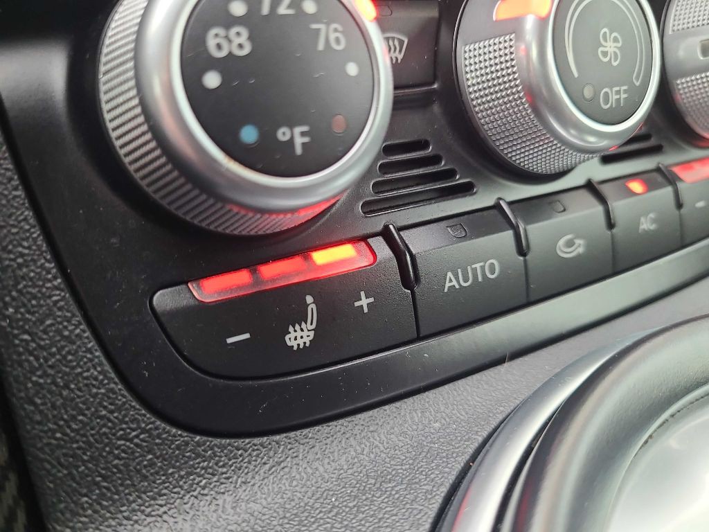 2012 Audi R8 Image 18