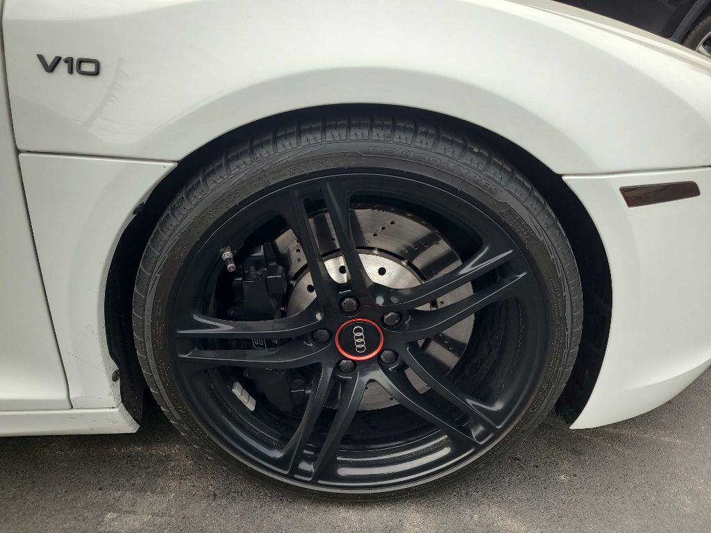 2012 Audi R8 Image 27