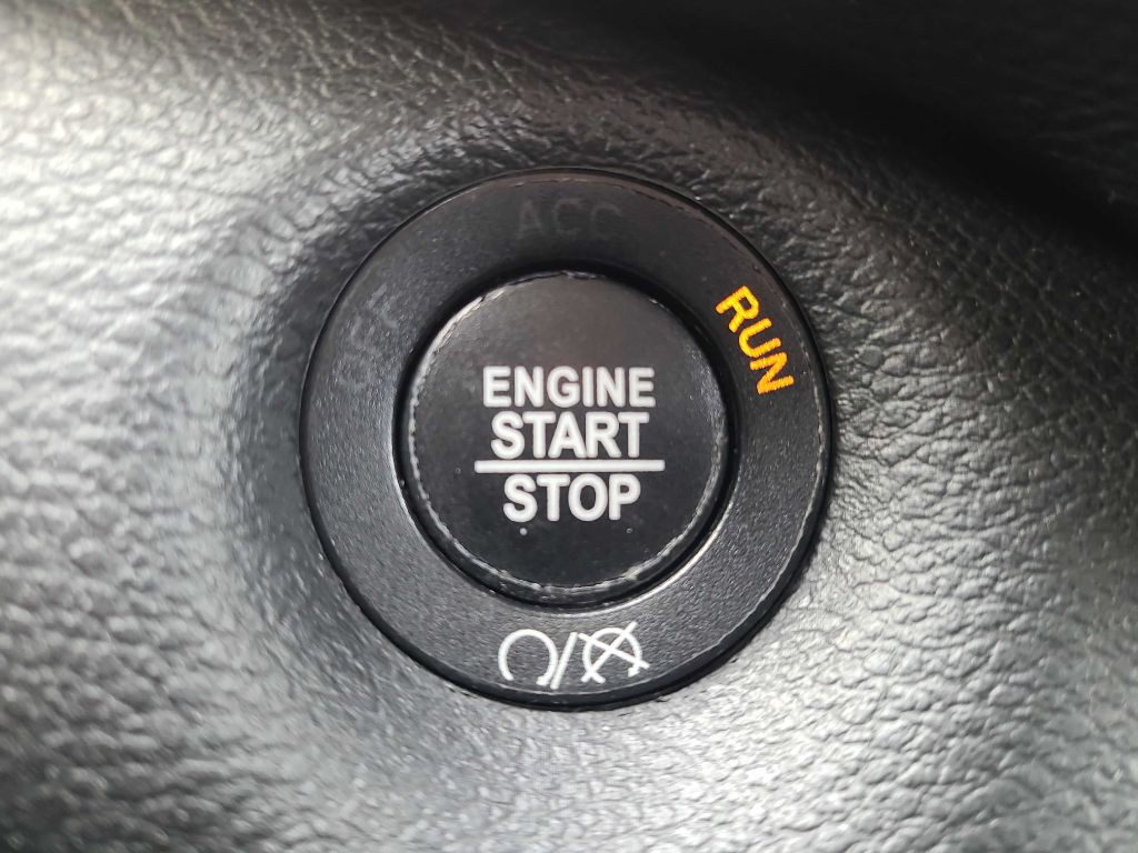 2018 Jeep Cherokee Image 22