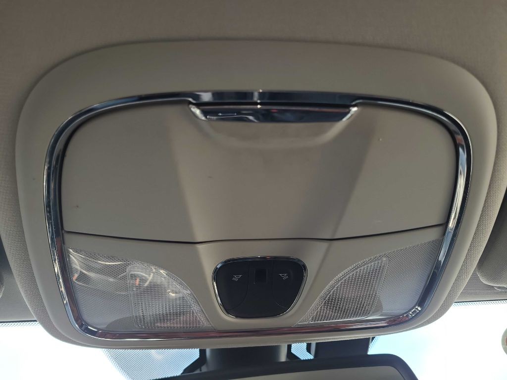 2018 Jeep Cherokee Image 27