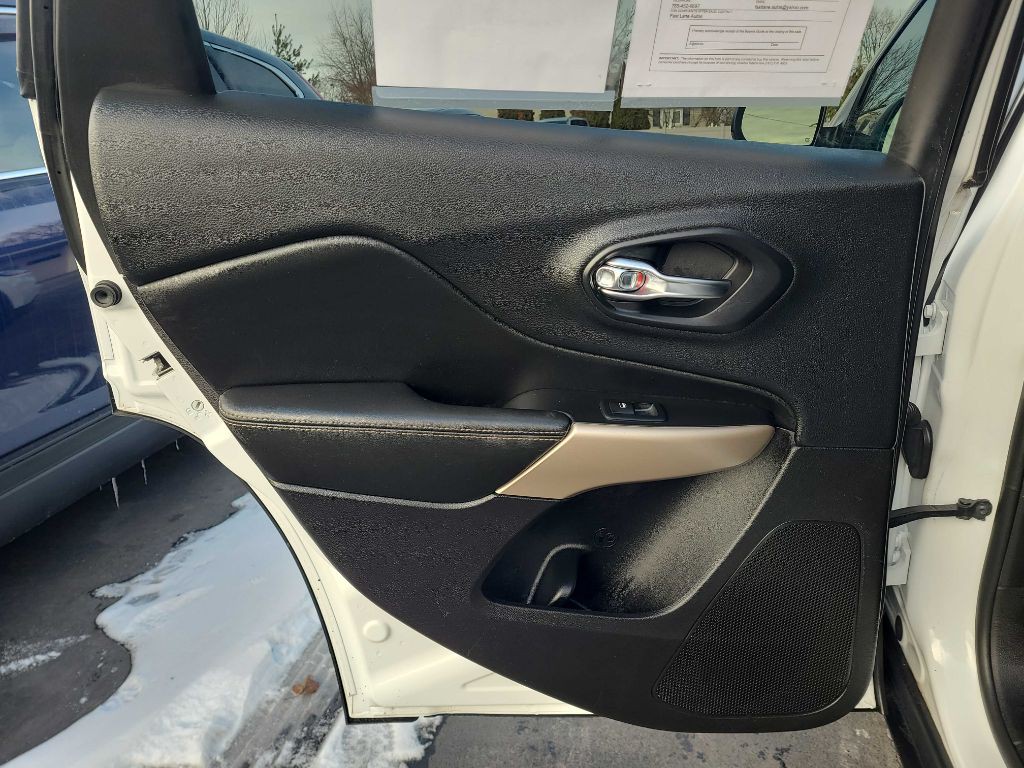 2018 Jeep Cherokee Image 33