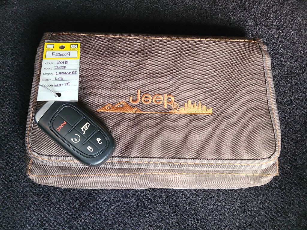 2018 Jeep Cherokee Image 43