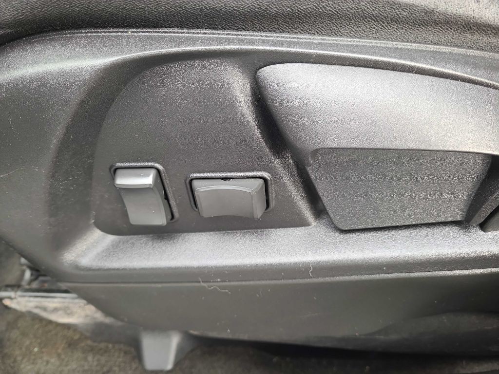 2016 GMC Terrain Image 19