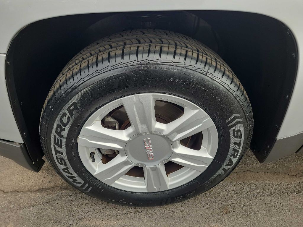 2016 GMC Terrain Image 25