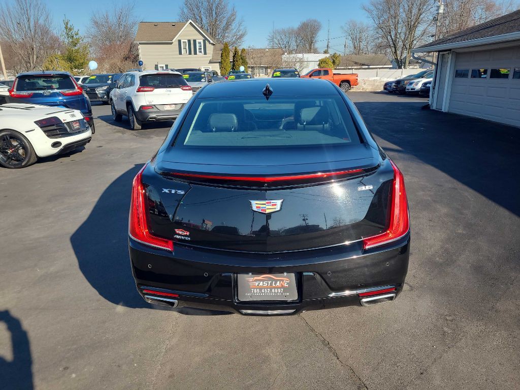 2019 Cadillac XTS Image 4
