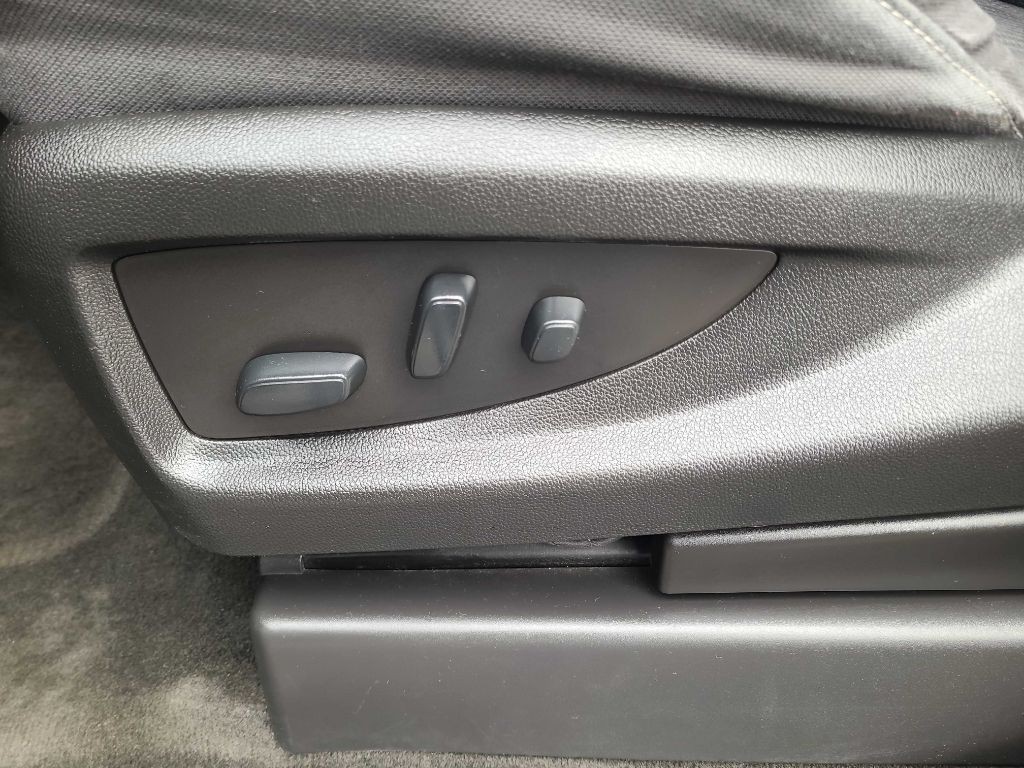 2018 Chevrolet Tahoe Image 26