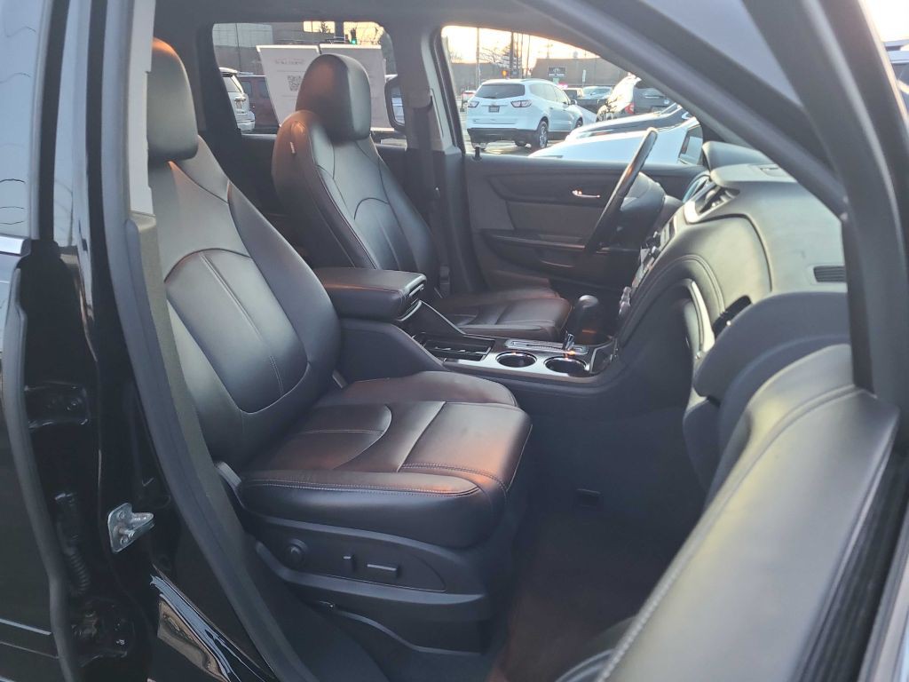 2017 Chevrolet Traverse Image 12