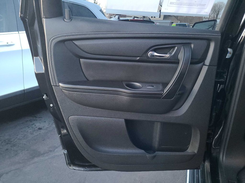 2017 Chevrolet Traverse Image 31