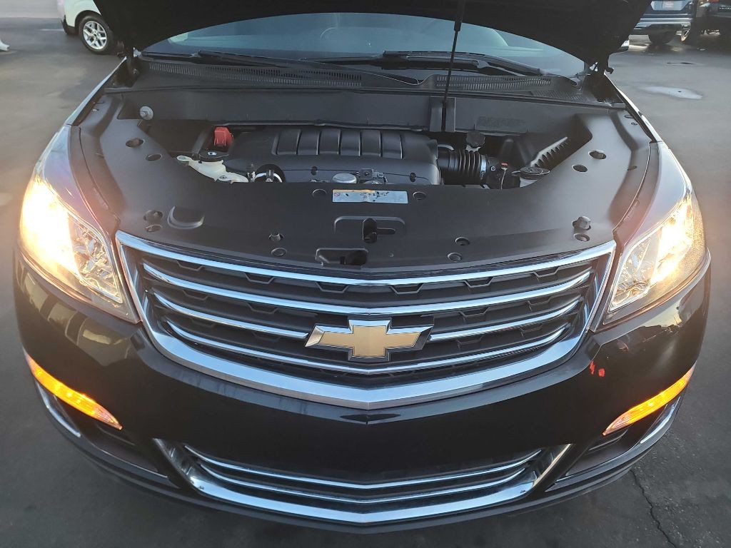 2017 Chevrolet Traverse Image 38