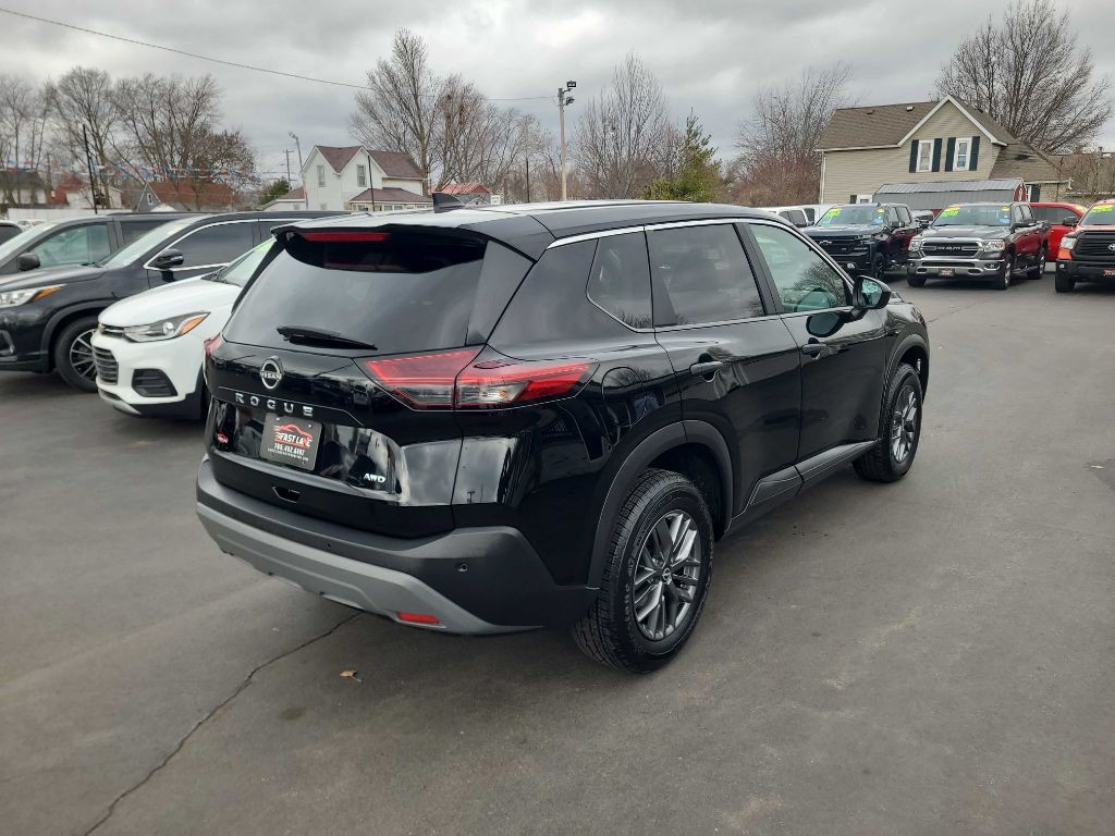2023 Nissan Rogue Image 5