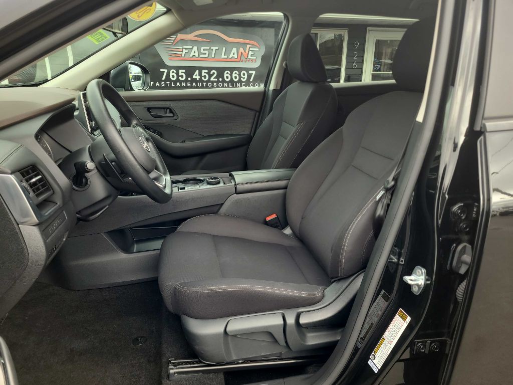 2023 Nissan Rogue Image 10