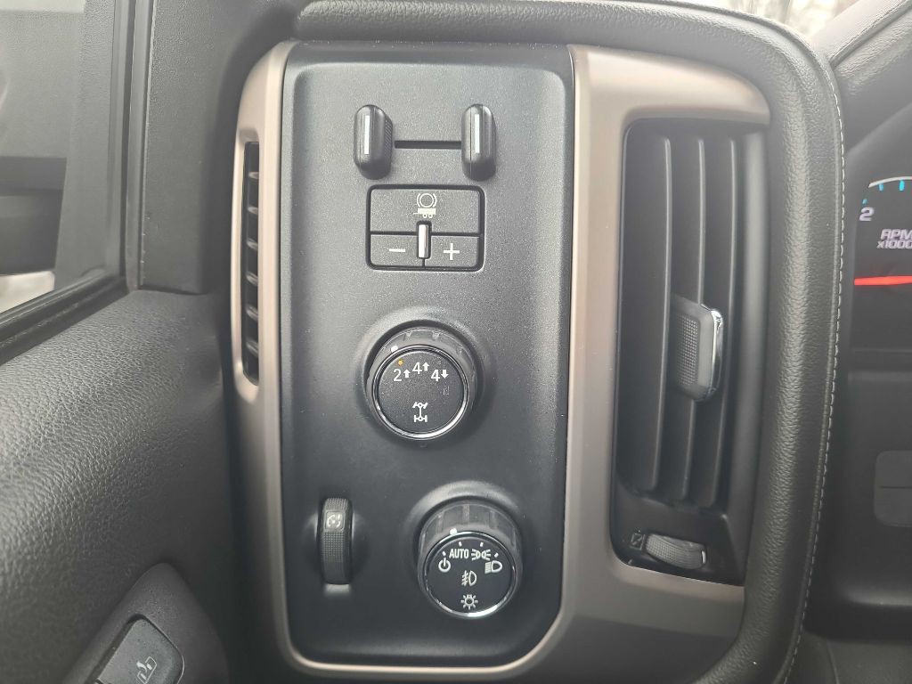 2017 GMC Sierra Image 18