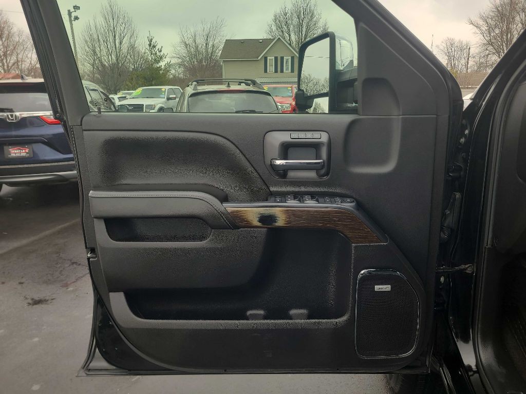 2017 GMC Sierra Image 29