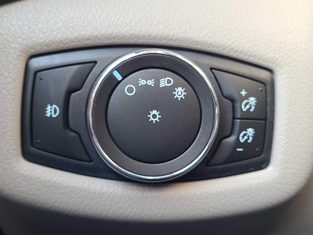 2018 Ford Transit Connect Image 18