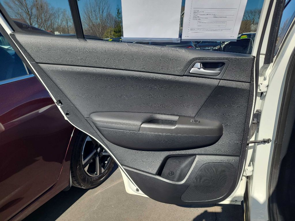 2020 Kia Sportage Image 29