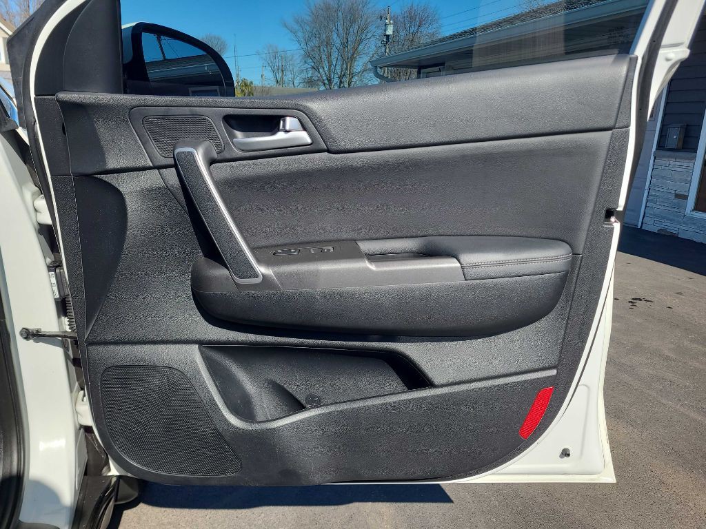 2020 Kia Sportage Image 30
