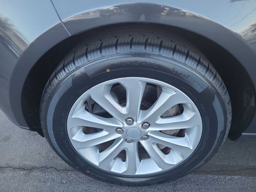 2016 Land Rover Range Rover Image 35