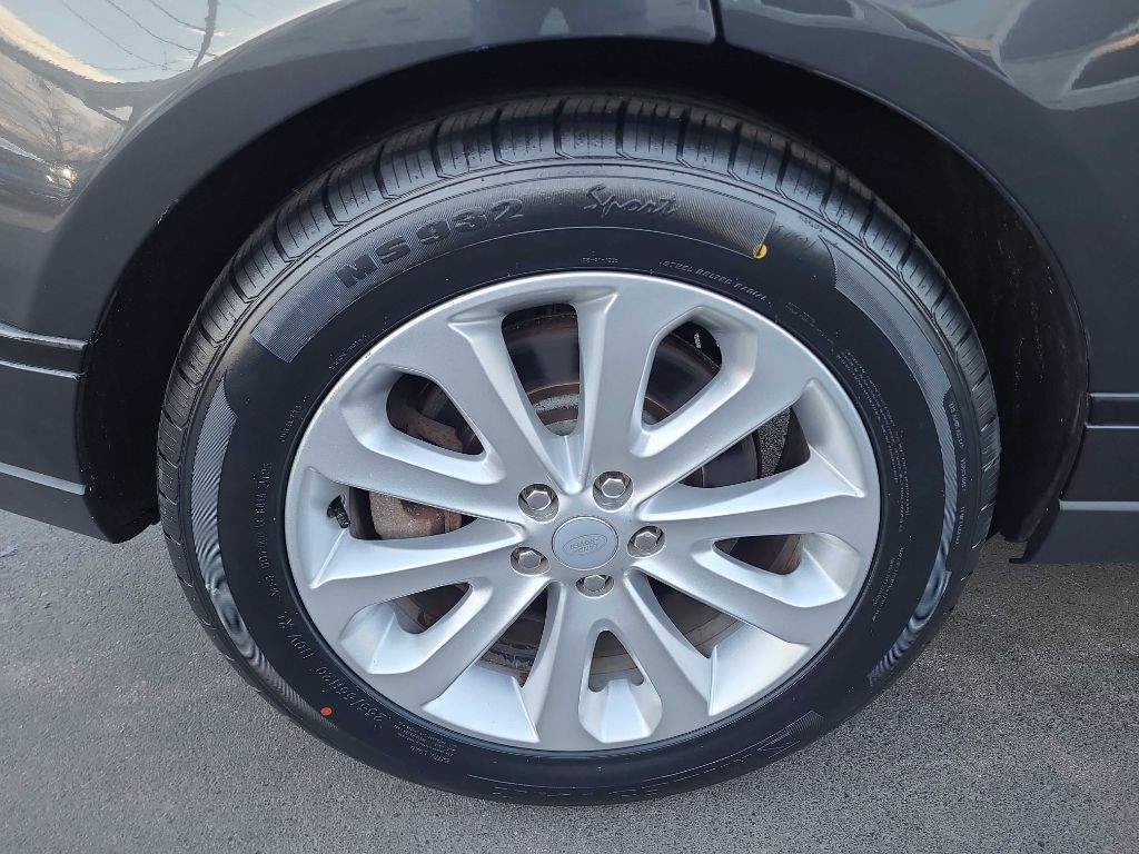 2016 Land Rover Range Rover Image 37