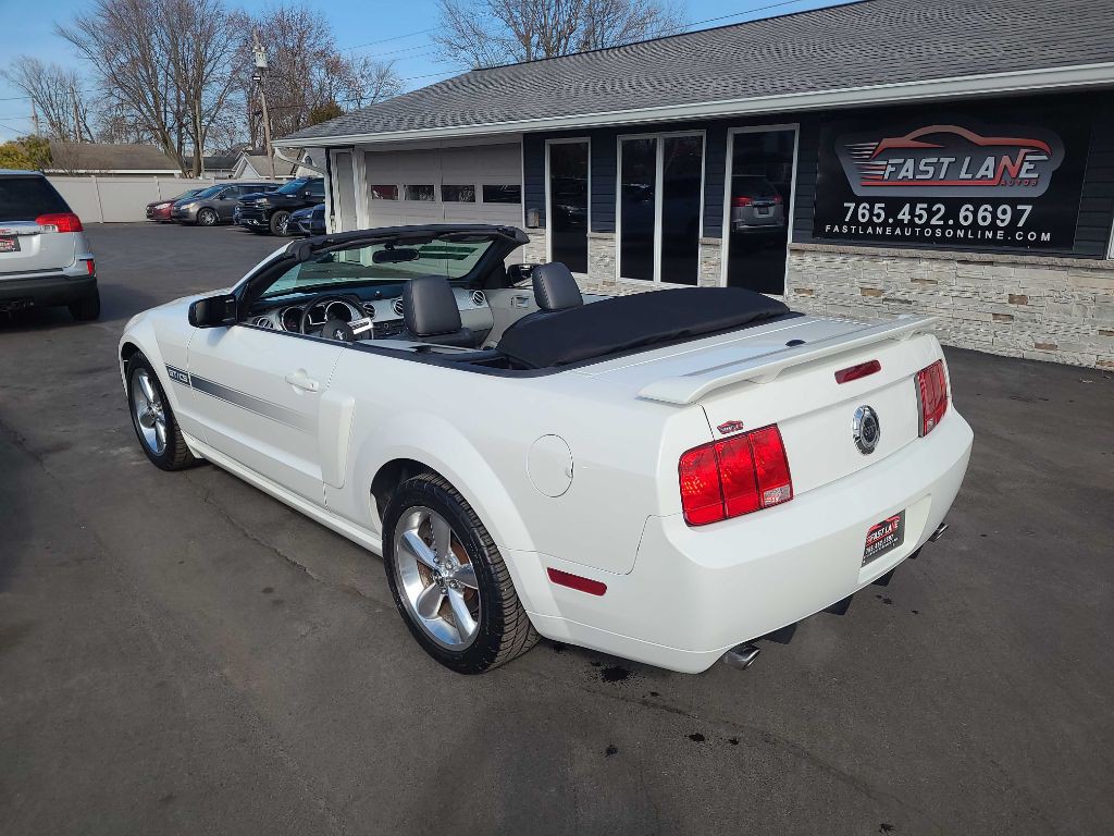 2007 Ford Mustang Image 3