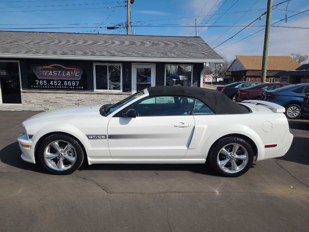 2007 Ford Mustang Image 10