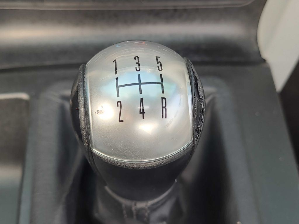 2007 Ford Mustang Image 25