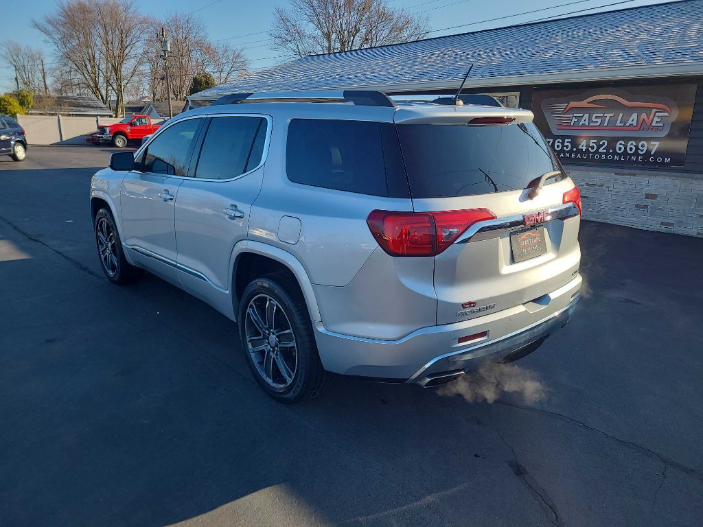 2017 GMC Acadia Image 3