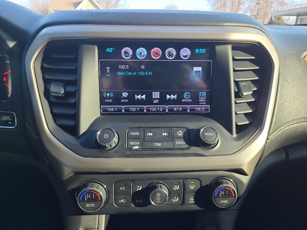 2017 GMC Acadia Image 25