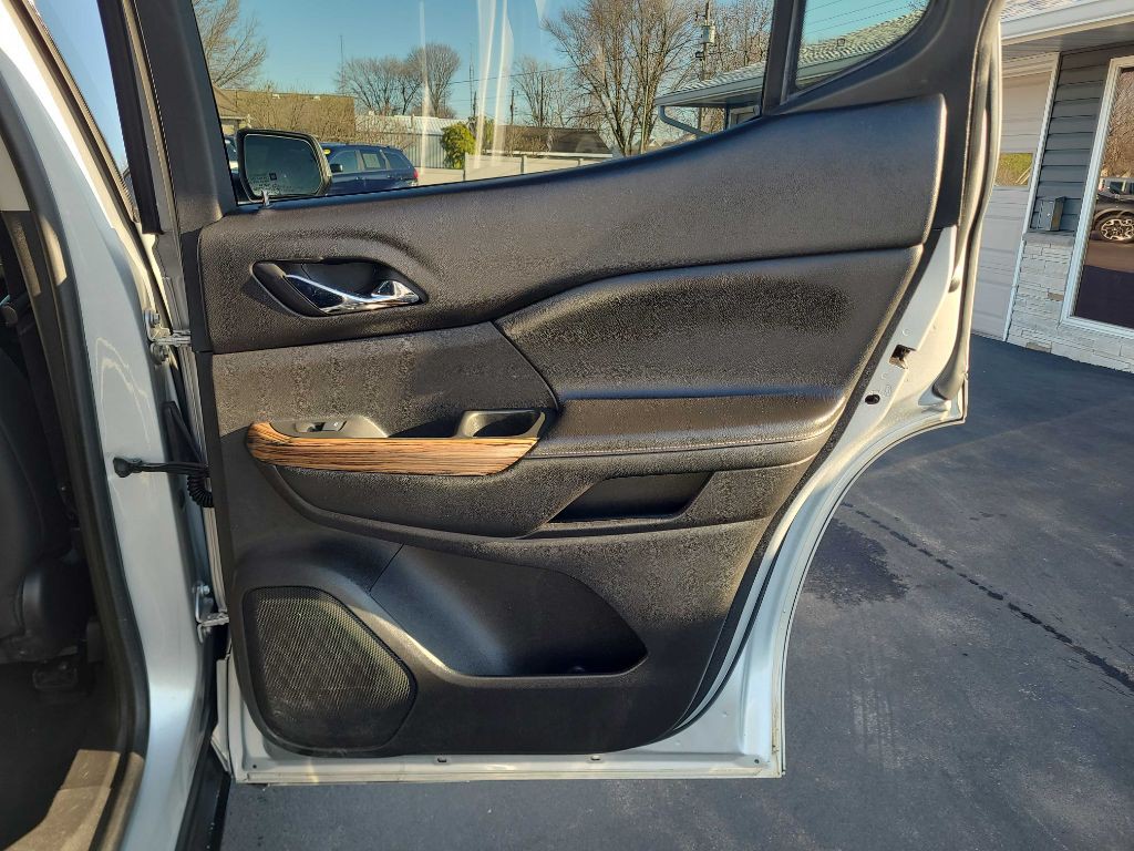 2017 GMC Acadia Image 39