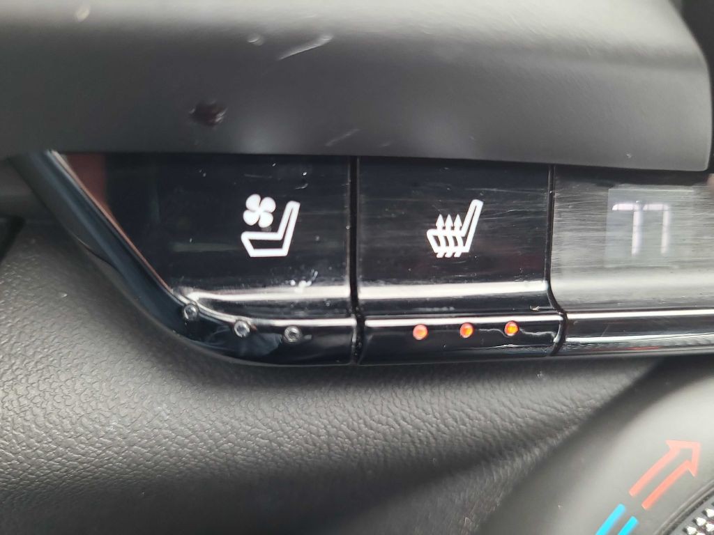 2021 Chevrolet Camaro Image 31