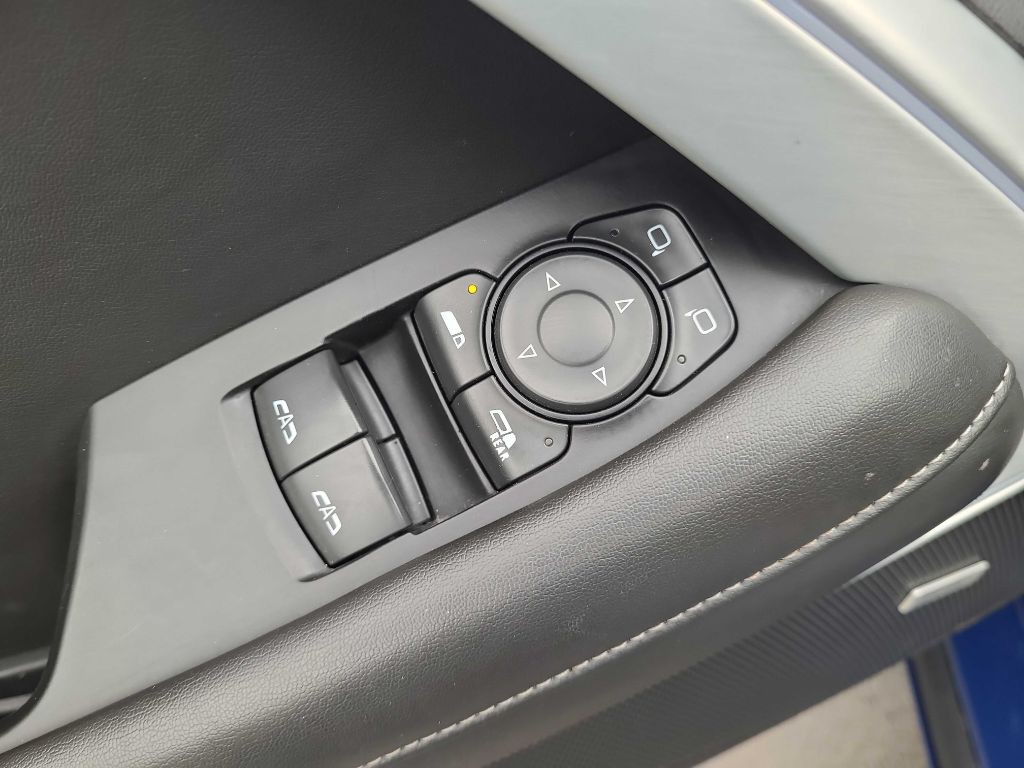 2021 Chevrolet Camaro Image 36