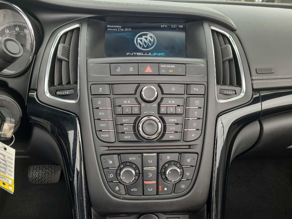 2016 Buick Cascada Image 28