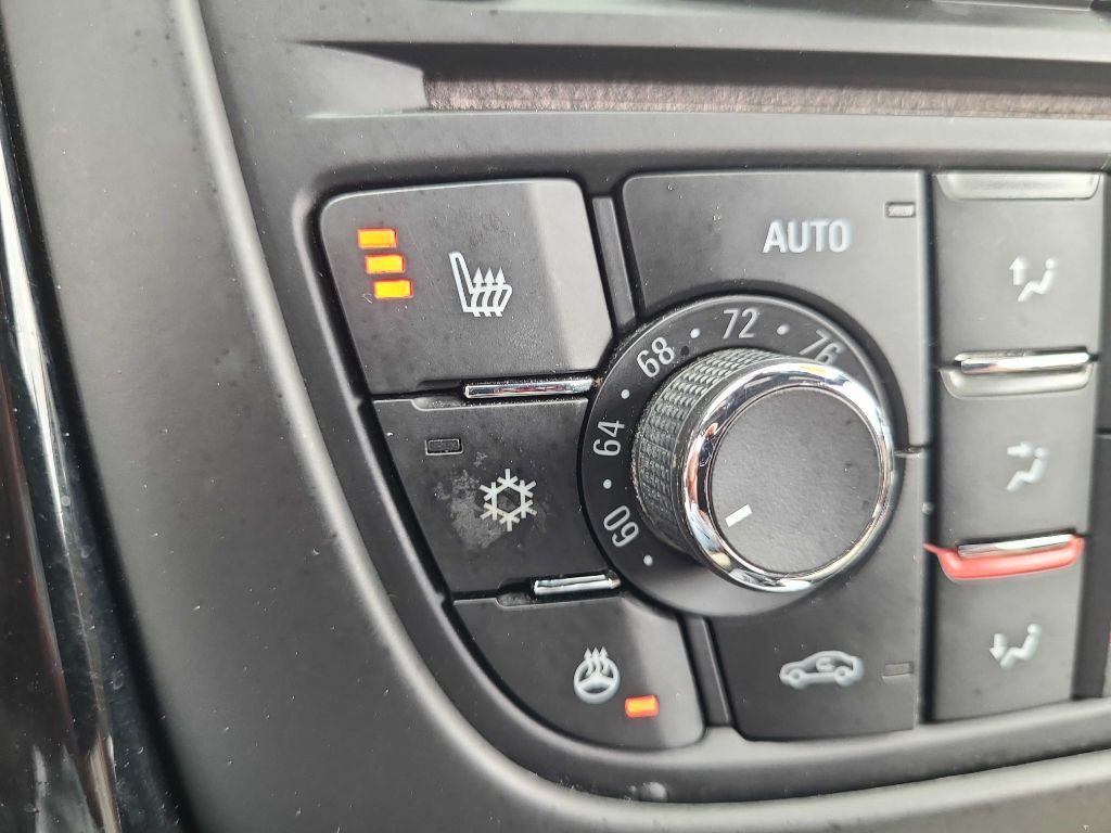 2016 Buick Cascada Image 31