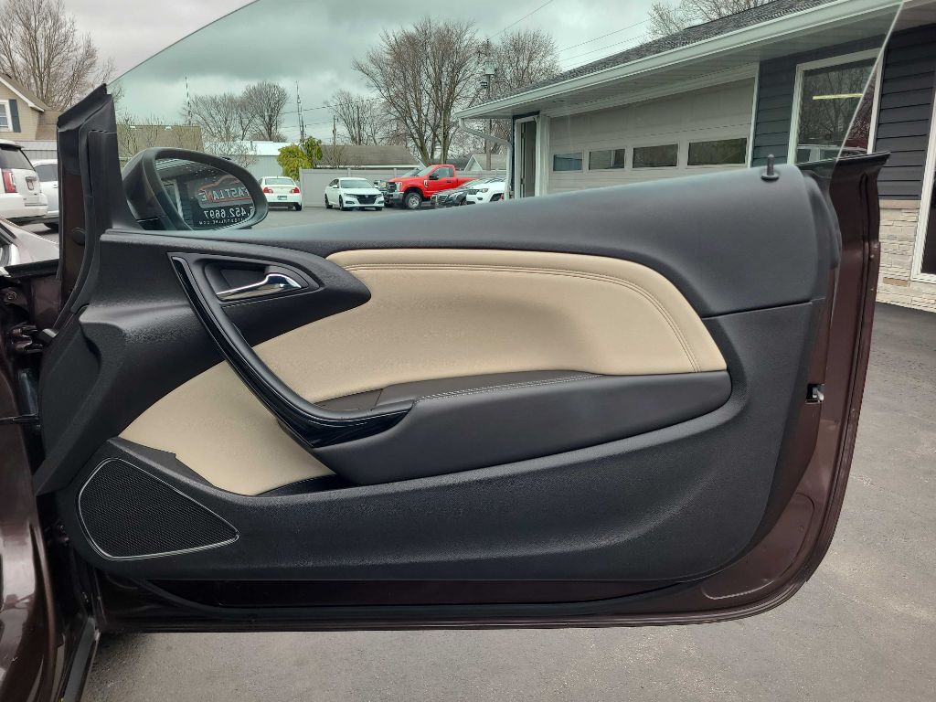 2016 Buick Cascada Image 38