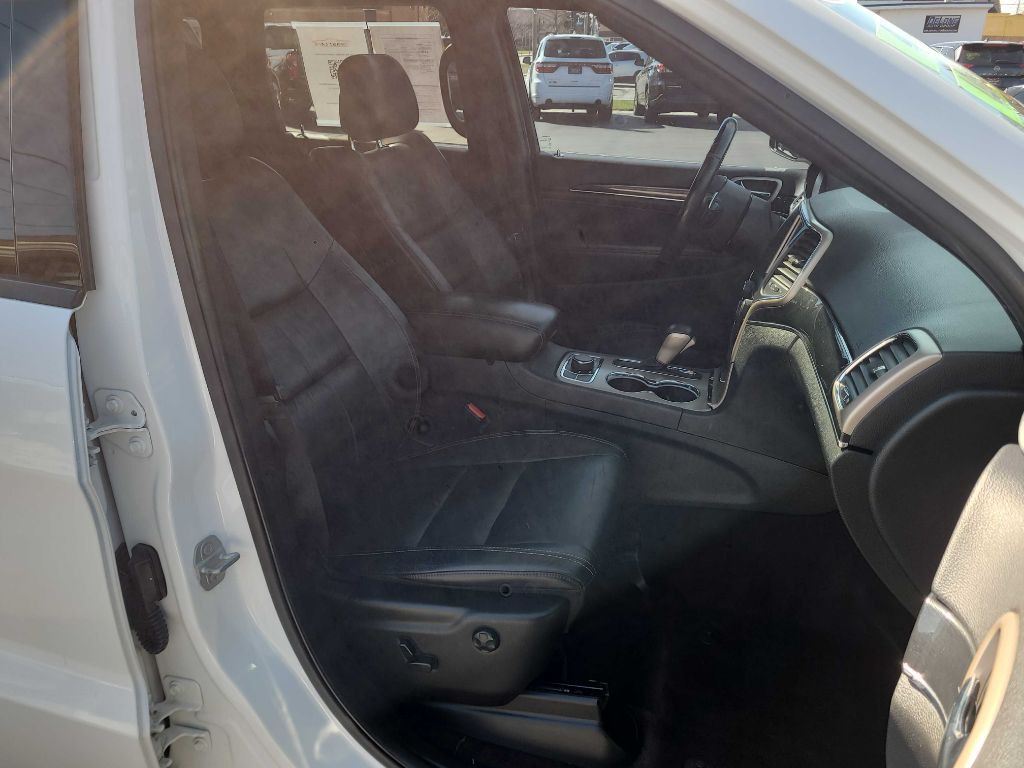 2016 Jeep Grand Cherokee Image 13