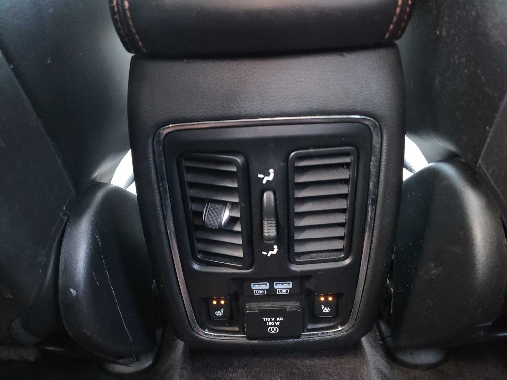 2016 Jeep Grand Cherokee Image 16