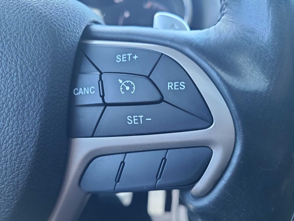 2016 Jeep Grand Cherokee Image 24