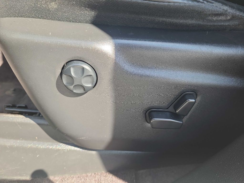 2016 Jeep Grand Cherokee Image 33