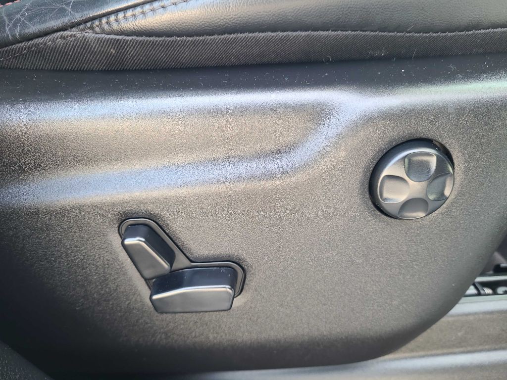 2016 Jeep Grand Cherokee Image 34