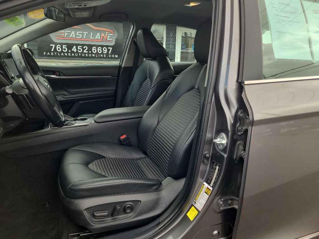 2021 Toyota Camry Image 10