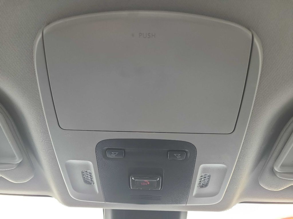 2021 Toyota Camry Image 23