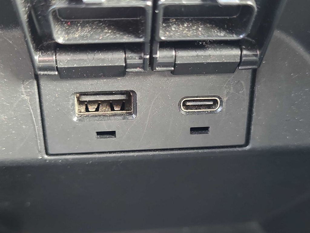 2021 Toyota Camry Image 24