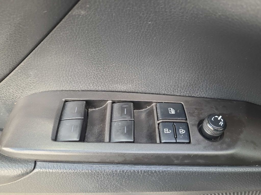 2021 Toyota Camry Image 26