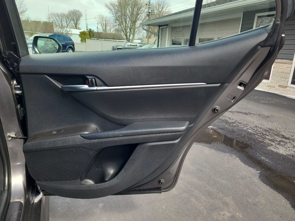 2021 Toyota Camry Image 29