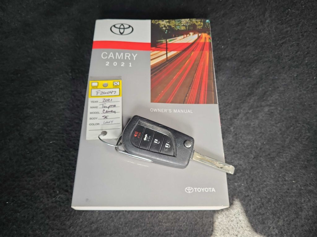 2021 Toyota Camry Image 36