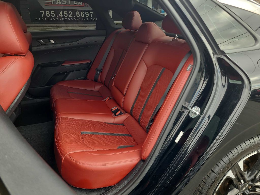 2022 Kia K5 Image 12