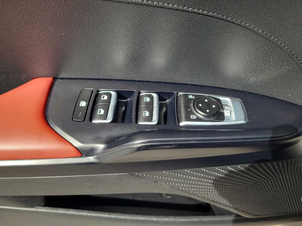 2022 Kia K5 Image 31