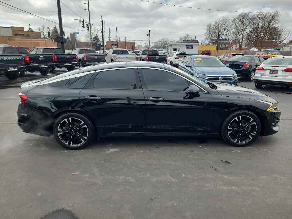 2022 Kia K5 Image 6