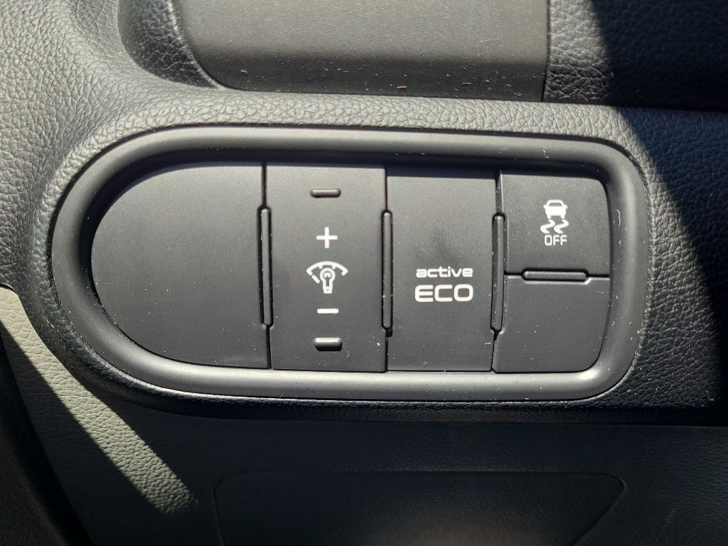 2015 Kia Forte Image 17