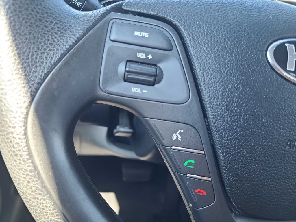 2015 Kia Forte Image 18